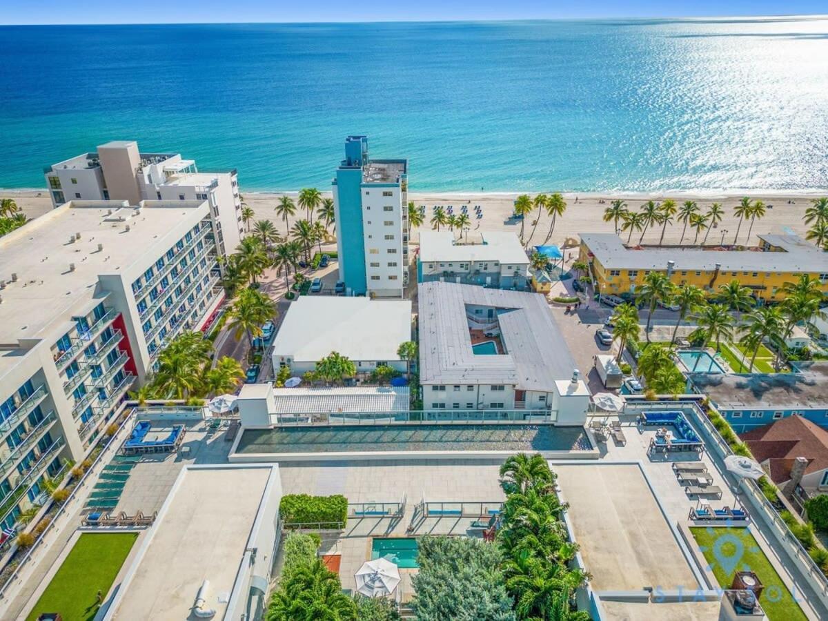 Rooftop Pool - Hollywood Beach Boardwalk Eksteriør bilde